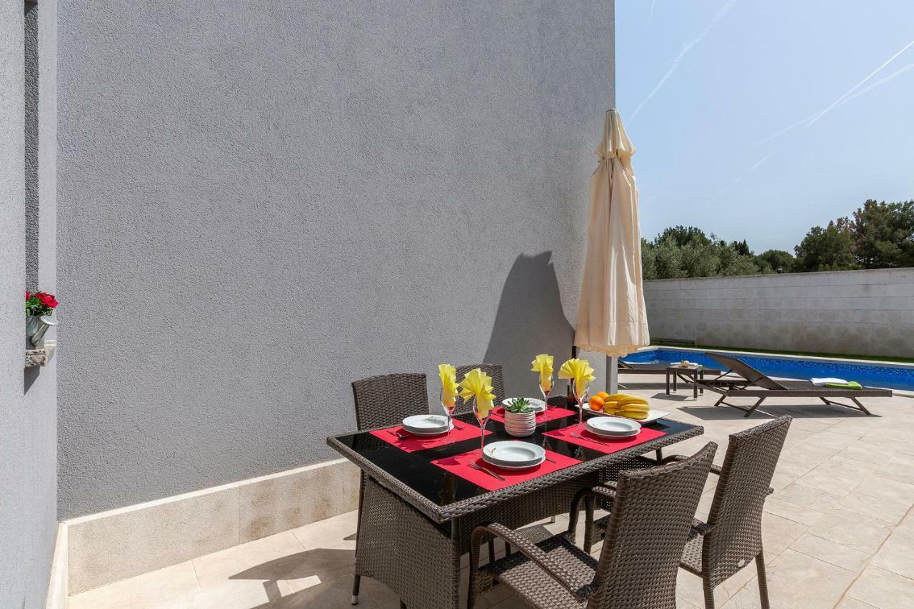 Villa Isabella Pula Ngoại thất bức ảnh